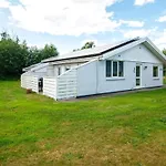 8 Person In Ulfborg-by Traum *